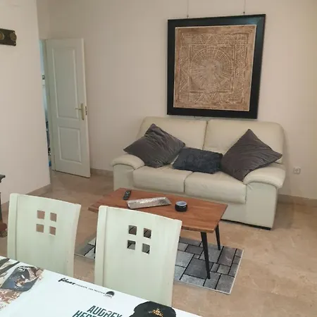 Triana Pura Esencia Apartment *